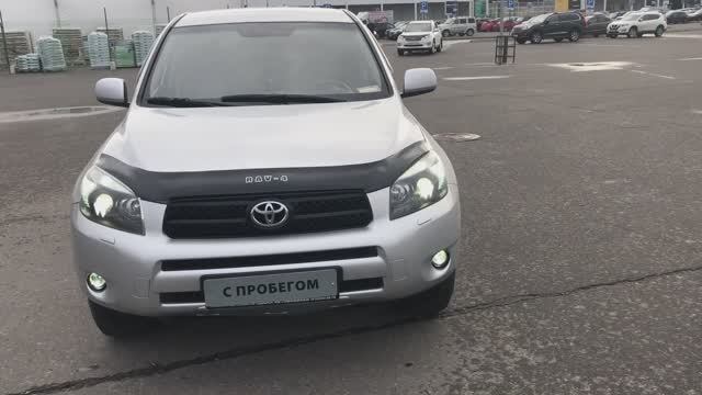 TOYOTA RAV-4.ВАРИАТОР. Бензин 2.0/150 л с.2008 г. Полный привод.