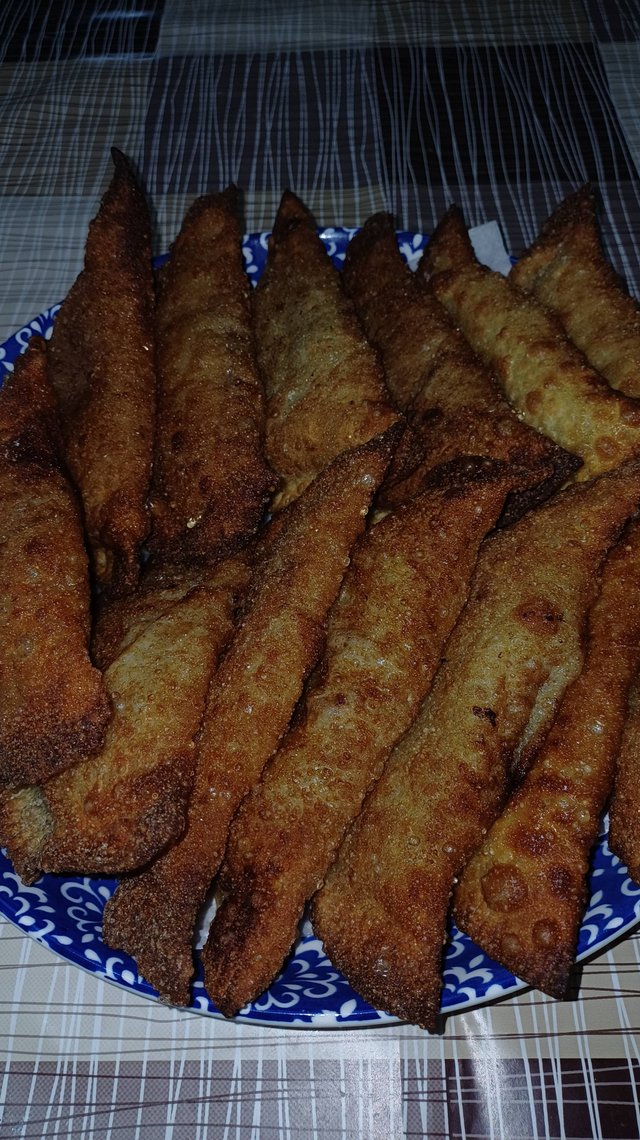 Чебуреки.