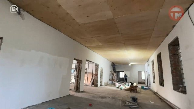 🏫 В Уссурийске проверили работы по капитальному ремонту в двух школах
