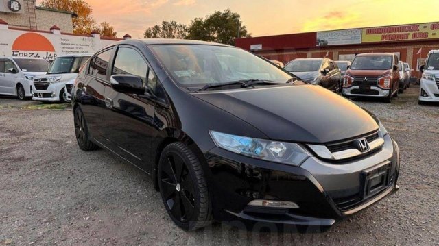 Honda Insight.