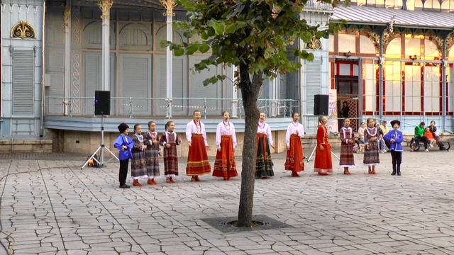 Ансамбль Каравай - Широки просторы наши