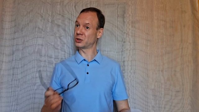 Директор. Савинов Павел