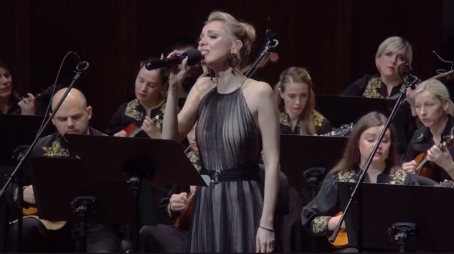 Сизова Елена - романс Настеньки из к/ф «О бедном гусаре замолвите слово» (А.Петров - М.Цветаева)