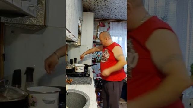 Утренний эфир от 27.09.25 один, опять один 😅 уборка с утра и все остальное. Спасибо что со мной ❤️