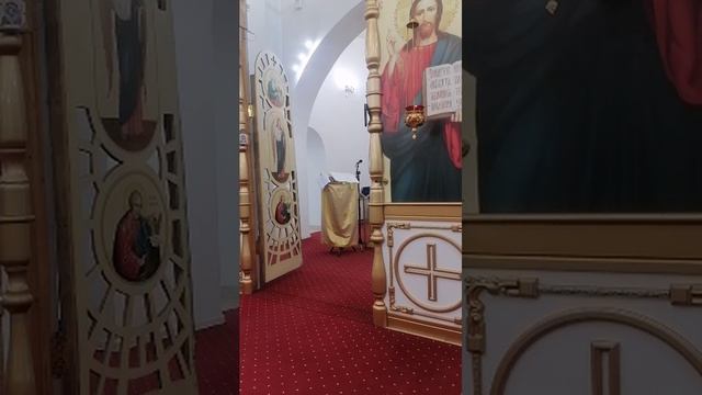 Дорогие братья и сестры! Божественная служба храм Святой Троицы