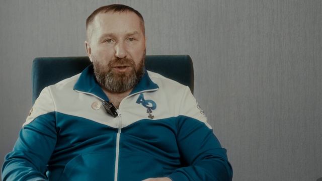 САМ СЕБЯ ПОБЕДИТЕЛЬ