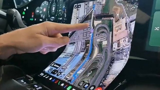 Мультимедиа абсолютно нового PORSCHE CAYENNE ELECTRIC 2026 Porsche-upgrade.ru