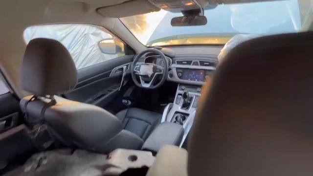 Geely atlas