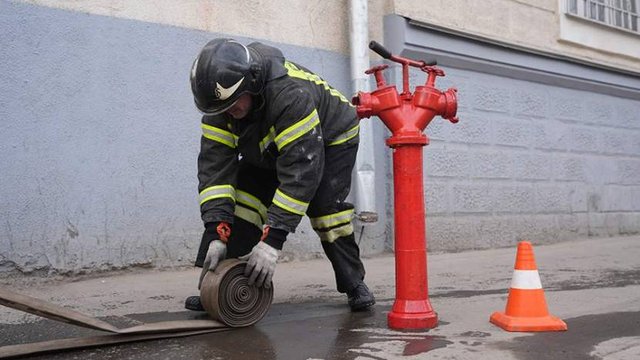 Спасатели локализовали возгорание на НПЗ в Ярославле