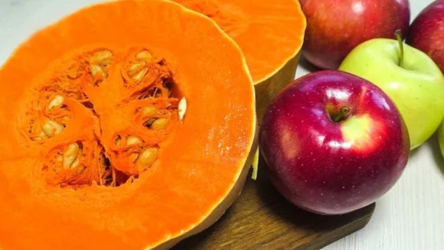 Тыквенный пирог с яблоками — это не просто вкусный десерт, а настоящая польза для здоровья! 🧀🥧