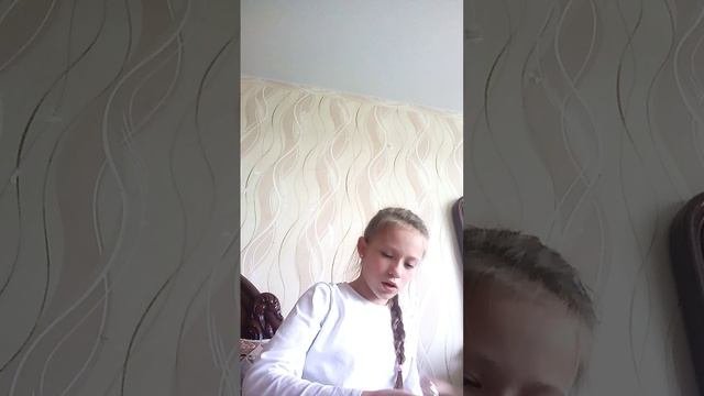 Делаю черепашку из пластилина.