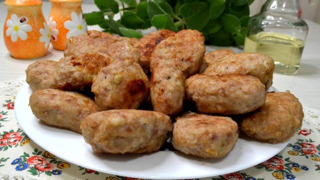 Котлеты, мягкие сочные