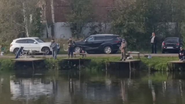 И погодарадует.