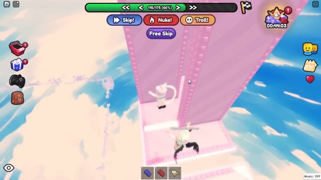 НАС ТРОЛЛИТ САМОЕ МИЛОЕ ОББИ! Obby but it trolls you