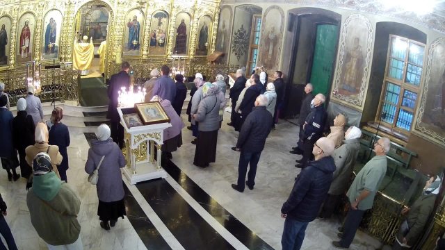 Неделя 18-я по Пятидесятнице. Глас 1-й. Обре́тение мощей свт. Иоа́нна, архиеп. Шанха́йского и Сан-Фр