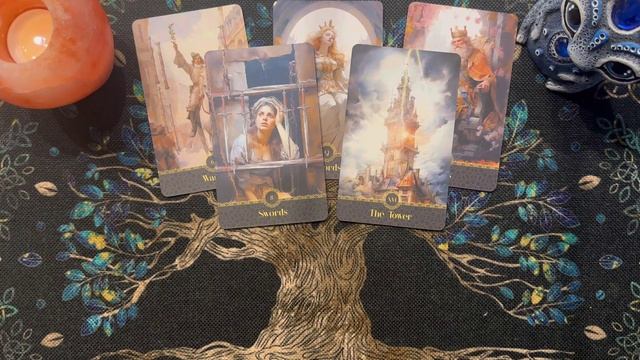 Таро-расклад "Нужны ли вы ему" ❤️