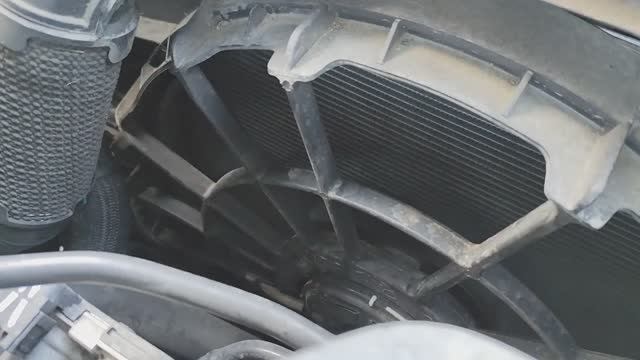 Вентилятор не отключается. Залипло реле вентилятора Chery Tiggo 7 Pro Max