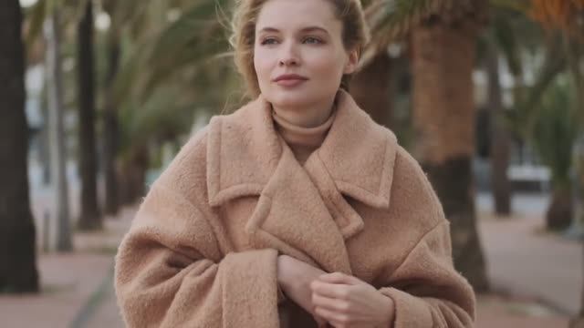 Кленовый лист. Елена Карпук ИИ. сл. Каролина Вербицкая.