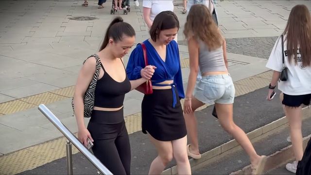 Яркая Москва 2025: улицы, ночная жизнь и красивые русские девушки 🏙️✨