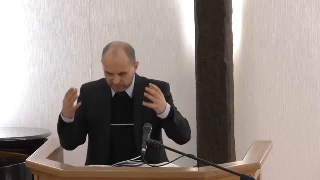 "Богопоклонение" -- Андрей Довгель