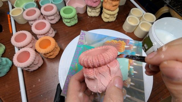 Покрытие лаком изделий из гипса. Ручная работа.