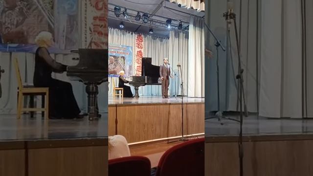 Дмитрий Соболев - "Россия" (сл. Д. Соболев, А. Хозиева, С. Волчунович; муз. Д. Соболев)