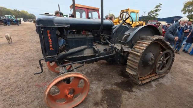 ЭТО ВИДЕО НАБРАЛО 1 МЛН ПРОСМОТРОВ! Трактора 1950-ых! Как новые! #49