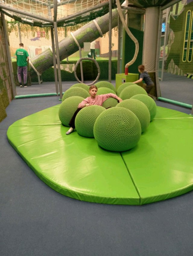 Мне скучно поэтому идёт эфир