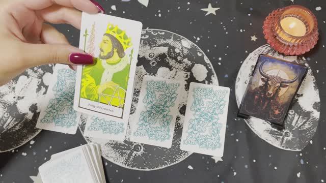 Телец. Таро прогноз на ноябрь 2025 года. Гадание онлайн