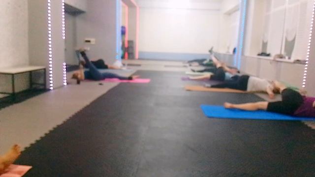 тренировка с резиновым эспандером (лентой)