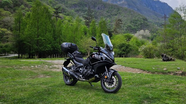 Honda NT1100D 2022 - плюсы и минусы