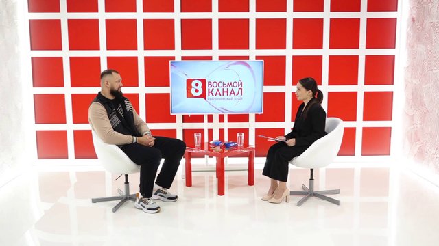 Интервью на «8 канале». Виктория Амвросова, Владимир Дайнеко