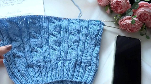 Среда. Довязала "Ягодные"🍒 носочки. Три процесса по часу.