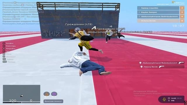 что то про курочку мальчика чел говорит