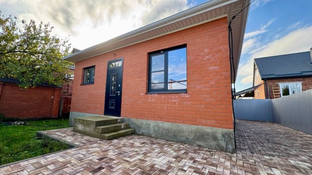 Дом с ГАЗОМ на 7,5 сотках под Краснодаром!