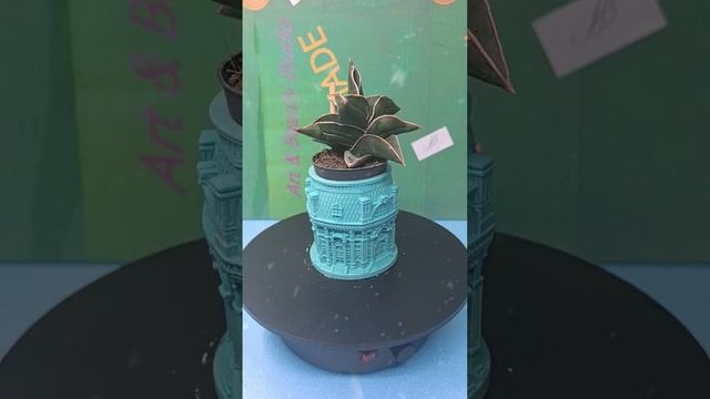 Кашпо из гипса ручная работа.