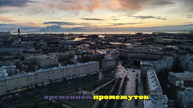 Мужчина упал в Неву возле Кунсткамеры и умер