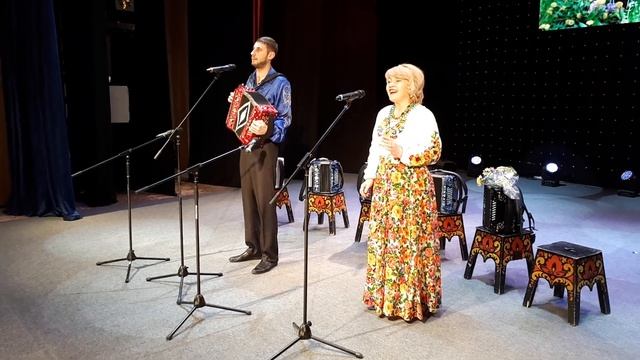 От людей на деревне не спрятаться - Светлана Калачёва и Алексей Симонов_Full-HD.mp4