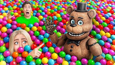 Экстремальные Прятки с Фредди | Смешные Моменты от Candy DO