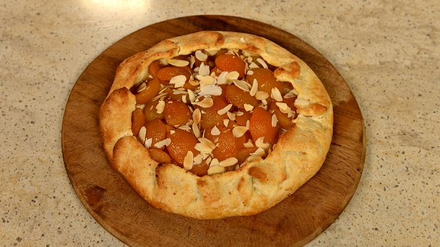 Галета с абрикосами, имбирем и миндалем