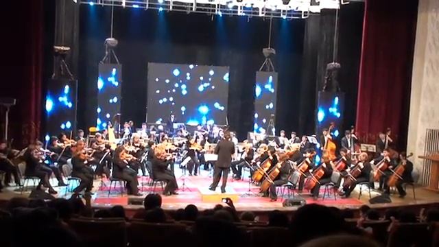 И.Штраус "Радецкий марш для аплодисментов с оркестром"