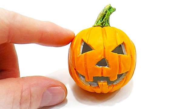 ЛЕПИМ ТЫКВУ на  ХЭЛЛОУИН