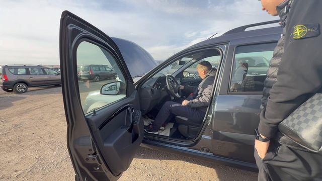 ИДЕАЛЬНАЯ РАБОЧАЯ ЛОШАДЬ ЗА СВОИ ДЕНЬГИ! Забрали сразу два новых LADA LARGUS CROSS 5-мест и 7-мест!