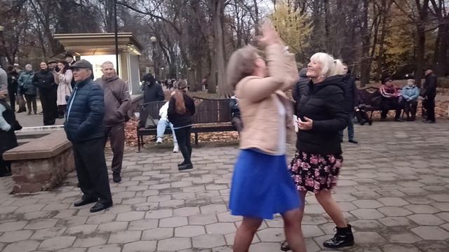 Желаю вам...... 01.11.25 Гомель парк Луначарского 🥰💫