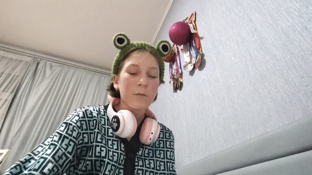 МОЁ ПЕРВОЕ ВИДЕО НА КАНАЛЕ!!! ПОСМОТРИШЬ?