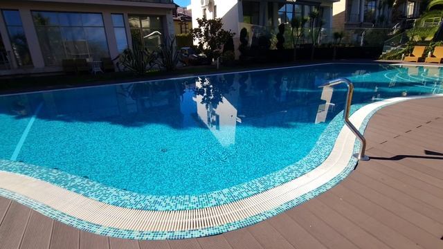 Дом с бассейном в Сочи в закрытом поселке!