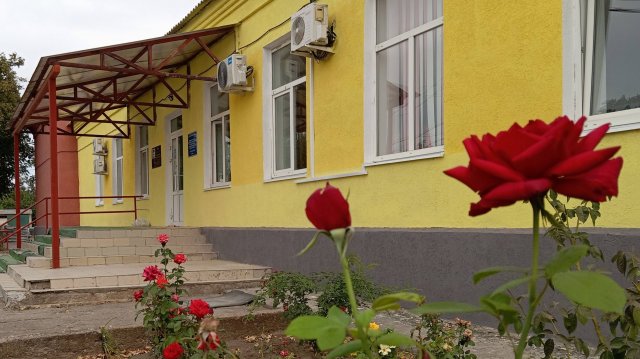 Обращение директора Николаевской средней школы 01.11.2025