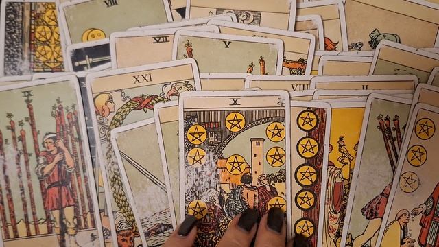 ТАРО РАСКЛАД\ ПОТОК 3 НОЯБРЯ