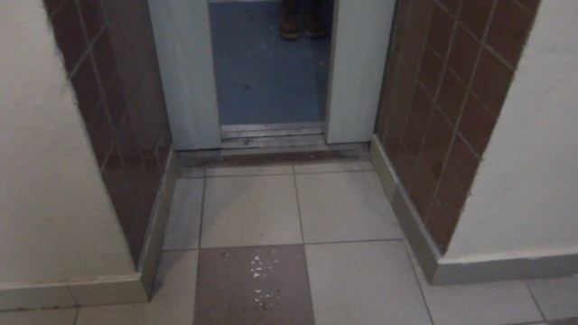 Пассажирские лифты (г. Балашиха), V=1 м-с, г-п 630 кг (82), с нерабочим больничным лифтом в жилом