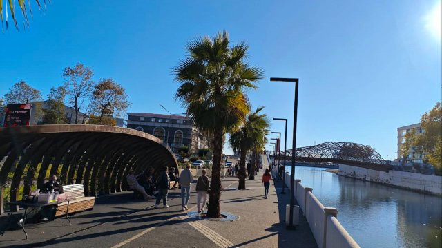 Прогулка по Сочи к пляжу Ривьера. Ноябрь 2025 4К.